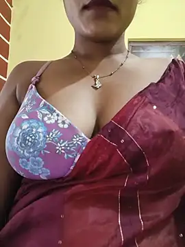 Snapshot of Rubina_Love chatting on June 2026 12:22:01 AM Rubina Love online show from June 2026 12:22:01 AM