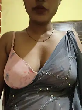 Snapshot of Rubina_Love chatting on June 2026 02:01:01 PM Rubina Love online show from June 2026 02:01:01 PM