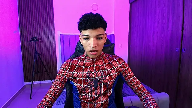 im Usuga online show from April 2026 04:29:02 AM