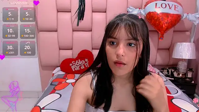 Snapshot of Nathaly_18_ chatting on April 2026 11:28:01 AM Nathaly 18 online show from April 2026 11:28:01 AM