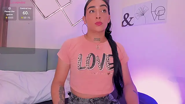 Skarlet Ruiz  online show from April 2026 07:04:02 PM