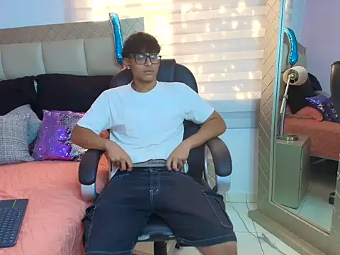 mathias oberlin online show from March 2026 08:19:01 PM