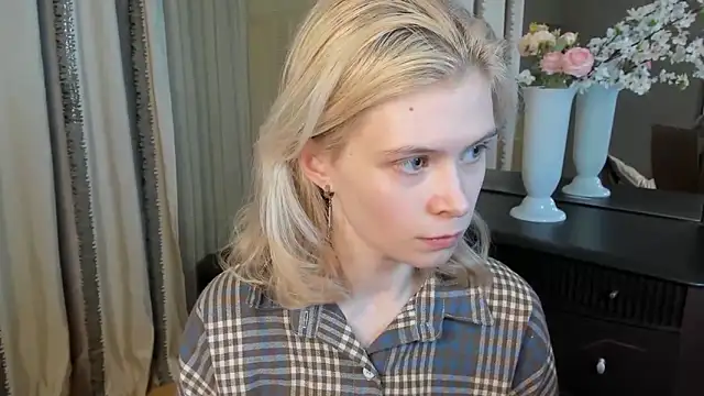 CarleySuski online show from March 2026 06:35:01 AM