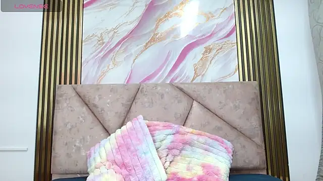 EvelinLee02 online show from March 2026 06:53:01 PM