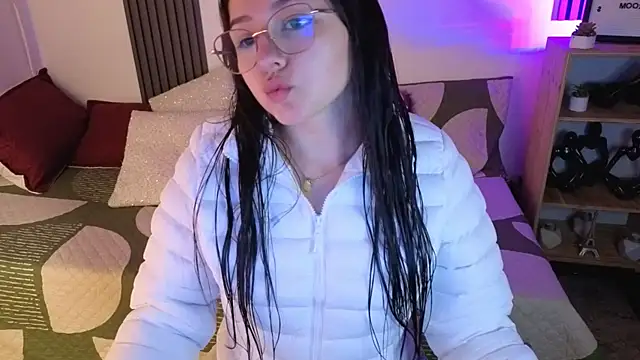 Evelyn Liss online show from April 2026 12:28:02 PM