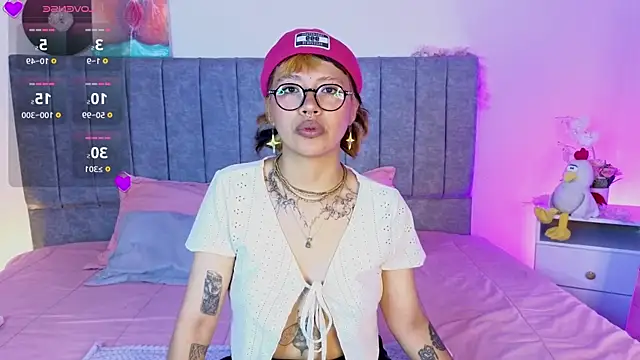 Luna Blooms online show from April 2026 12:31:02 PM