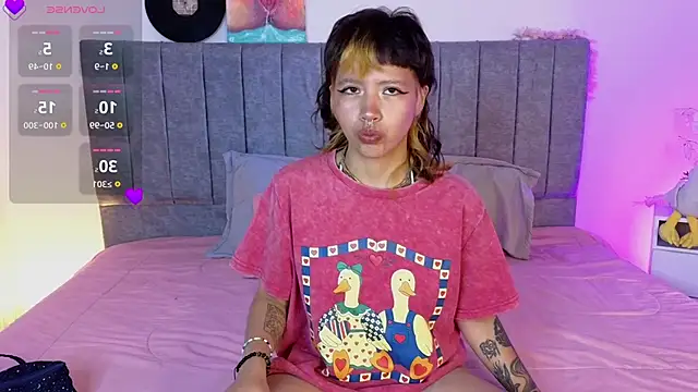 Luna Blooms online show from April 2026 12:30:01 PM