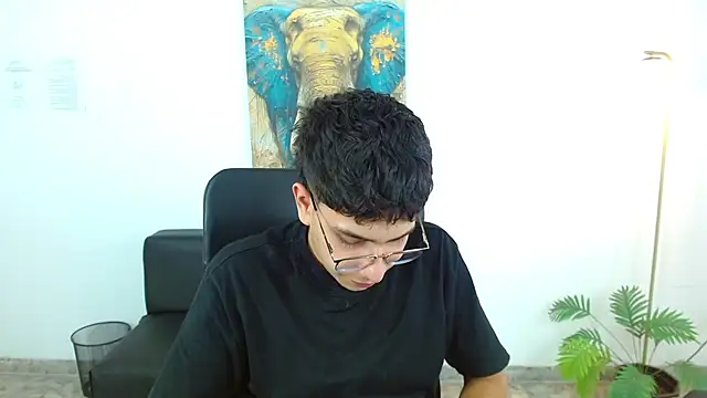 maax 18 online show from March 2026 02:28:01 PM