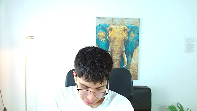 maax 18 online show from March 2026 01:46:01 PM