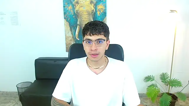 maax 18 online show from March 2026 01:34:01 PM