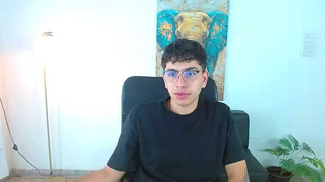 maax 18 online show from March 2026 01:35:02 PM