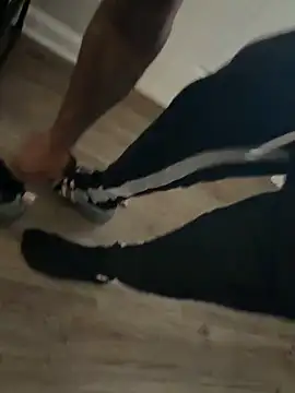 Thirdlegsuave online show from March 2026 10:09:01 PM