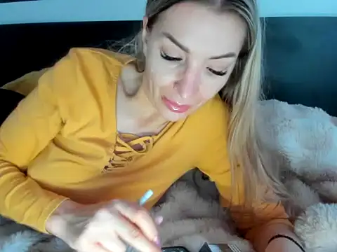 CyraVelvet14 online show from March 2026 12:59:01 PM