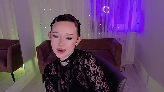 Flora Ray online show from March 2026 01:45:01 PM