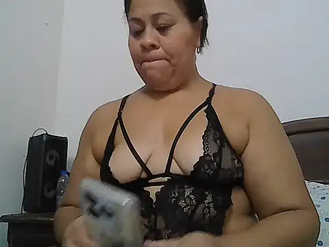 Veronica missbigg online show from June 2026 11:10:02 PM