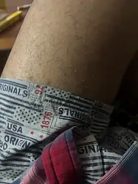 SingleBoy66666 online show from April 2026 06:54:01 PM