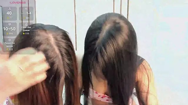 twodesiresary online show from April 2026 01:51:01 PM