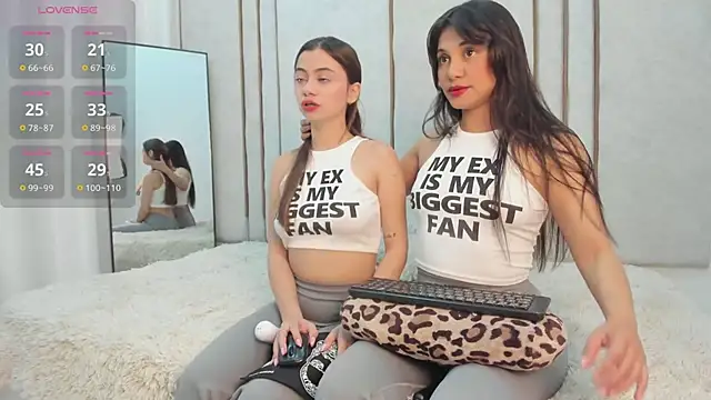 twodesiresary online show from April 2026 01:29:01 PM