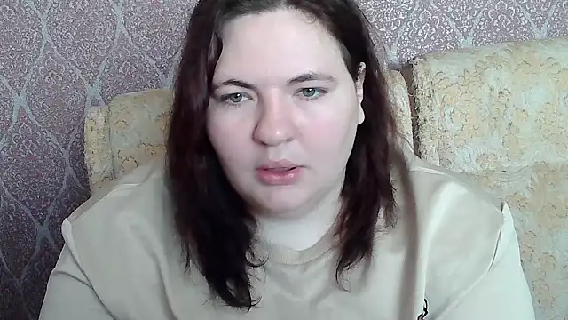 Snapshot of ElviraOreilllyX chatting on April 2026 08:21:02 AM ElviraOreilllyX online show from April 2026 08:21:02 AM