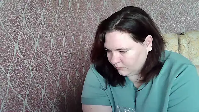 Snapshot of ElviraOreilllyX chatting on April 2026 08:05:01 AM ElviraOreilllyX online show from April 2026 08:05:01 AM