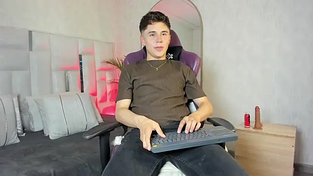 Juandagoom online show from April 2026 09:29:01 PM