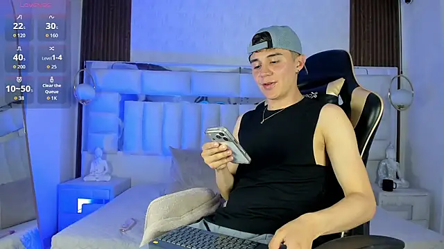 Juandagoom online show from March 2026 08:33:01 PM