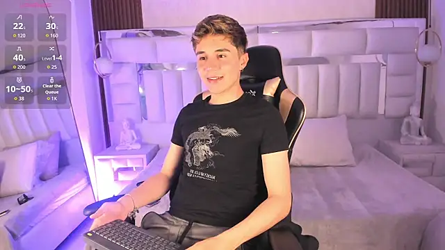 Juandagoom online show from April 2026 08:37:02 PM