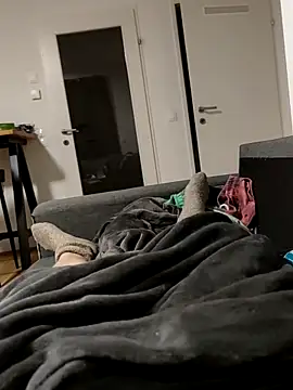 DickHe4d20 online show from March 2026 10:20:01 PM