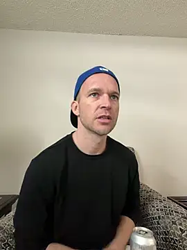 Luke James online show from April 2026 08:26:02 PM