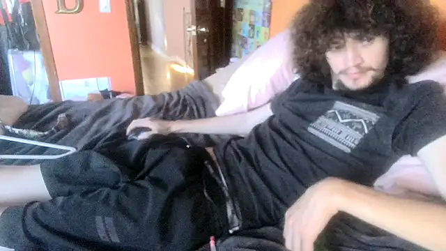Teddy4420 online show from June 2026 10:32:02 PM