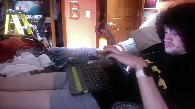 Teddy4420 online show from May 2026 12:41:01 AM