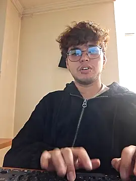 hornsgoat  online show from April 2026 02:32:02 PM