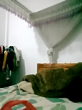 Lily Daisy online show from April 2026 12:56:01 PM