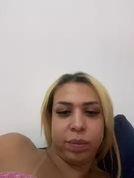 Snapshot of marcellyfiori chatting on April 2026 10:59:02 PM marcellyfiori online show from April 2026 10:59:02 PM