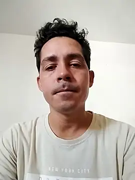 Gabriel leon33 online show from May 2026 05:56:01 PM