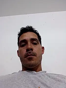 Gabriel leon33 online show from April 2026 05:15:01 AM