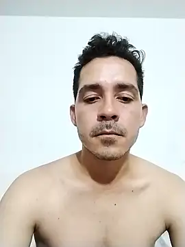 Gabriel leon33 online show from April 2026 07:45:01 AM