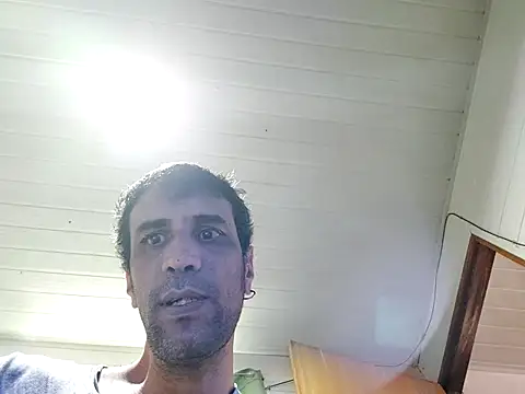 VladTepeslll online show from April 2026 04:34:02 PM