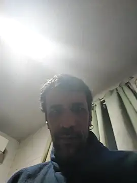 Snapshot of VladTepeslll chatting on April 2026 01:30:01 AM VladTepeslll online show from April 2026 01:30:01 AM