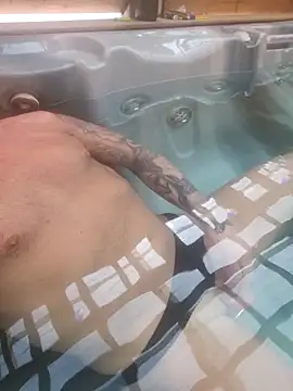 Snapshot of Cutecamboy4you chatting on April 2026 01:47:01 PM Cutecamboy4you online show from April 2026 01:47:01 PM