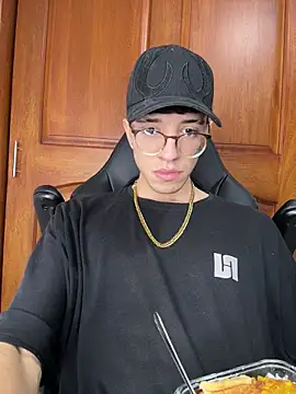 ArthurDaviess online show from April 2026 08:43:02 AM