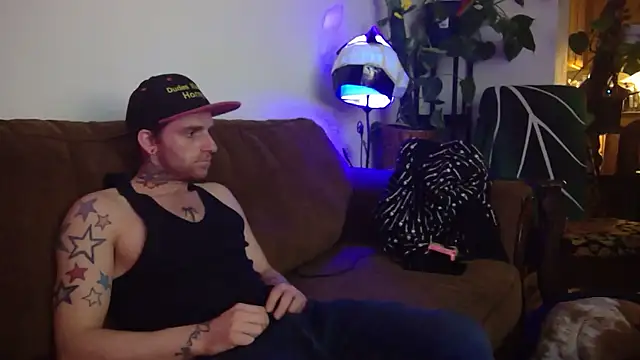 DavidEugeneOr online show from April 2026 07:33:02 AM