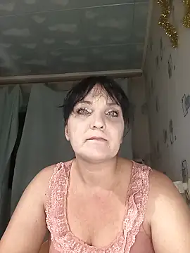 Milashkaqw online show from March 2026 09:57:01 PM