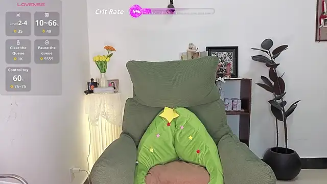 Snapshot of qiooq00 chatting on April 2026 09:36:02 AM qiooq00 online show from April 2026 09:36:02 AM