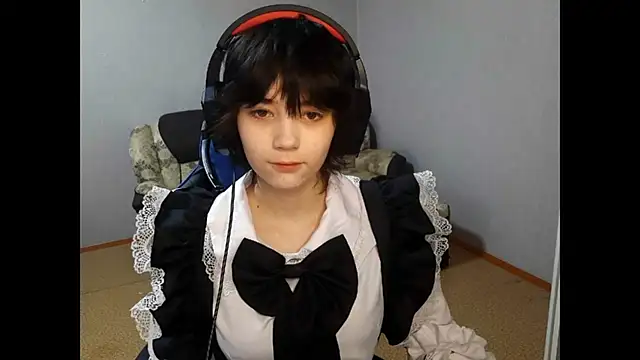 ShaynaLinley online show from April 2026 09:15:01 AM