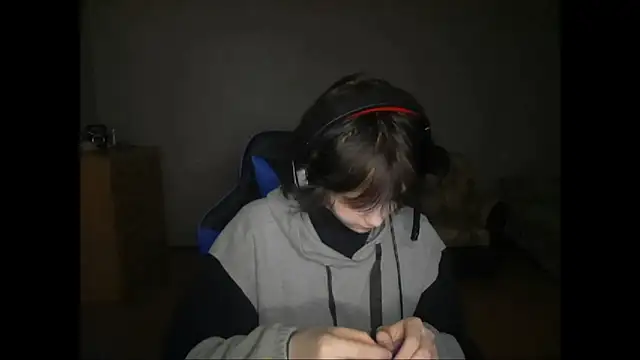 ShaynaLinley online show from April 2026 09:18:02 PM