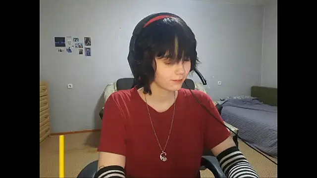 ShaynaLinley online show from April 2026 09:48:01 PM