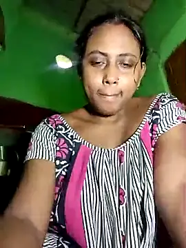 Snapshot of puja560 chatting on April 2026 01:31:02 AM puja560 online show from April 2026 01:31:02 AM