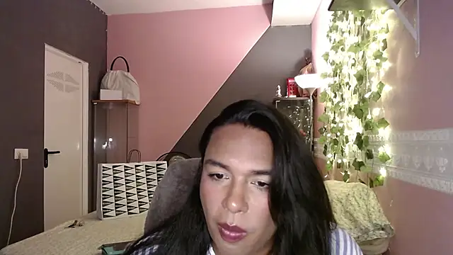 choquitolove1 online show from April 2026 09:21:01 PM