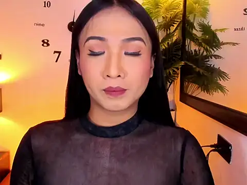 urasianhotfucker online show from March 2026 04:00:01 AM